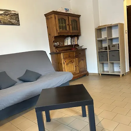 Serac 1 Apartment
